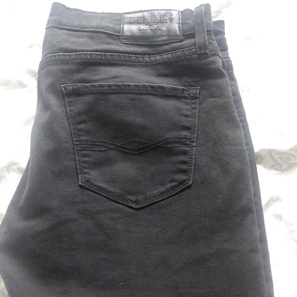 DENIZEN from Levi's. 216 skinny fit jeans